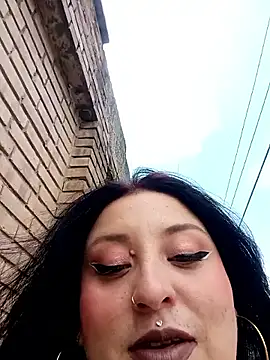 megan fox5 online show from 26, 10, 2025