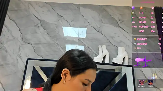 VioletRose as online show from 6, 5, 2026