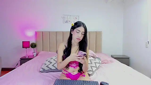 Alana Sky online show from 21, 9, 2025