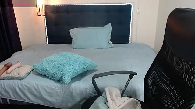 azabachebabe online show from 13, 11, 2025