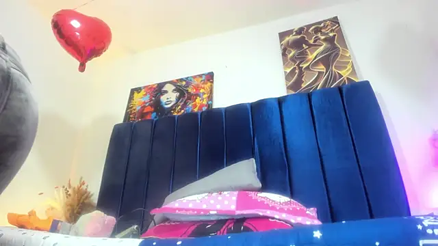 Annie switt online show from 21, 12, 2025