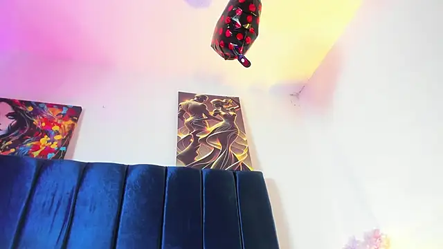 Snapshot of Annie_switt chatting on 14, 11, 2025 Annie switt online show from 14, 11, 2025