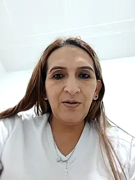 Snapshot of alanastones-19 chatting on 6, 10, 2025 alanastones-19 online show from 6, 10, 2025