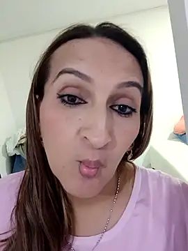 Snapshot of alanastones-19 chatting on 14, 9, 2025 alanastones-19 online show from 14, 9, 2025