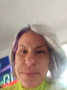 toomuchofafreak online show from 24, 10, 2025