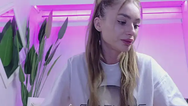 Snapshot of KaseyQuinn_ chatting on 30, 4, 2026 KaseyQuinn online show from 30, 4, 2026