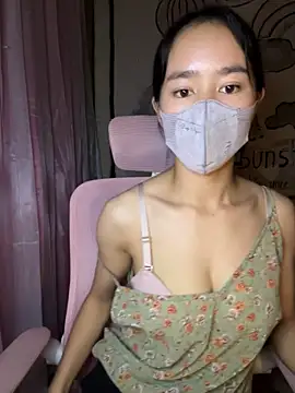 TiNa 04 online show from 11, 10, 2025