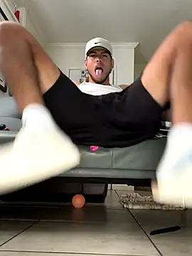 Snapshot of StrokingDaddy4 chatting on 28, 9, 2025 StrokingDaddy4 online show from 28, 9, 2025