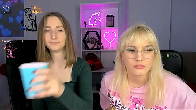 Snapshot of marta_smith chatting on 6, 11, 2025 marta smith online show from 6, 11, 2025