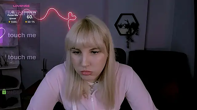 Snapshot of marta_smith chatting on 3, 2, 2026 marta smith online show from 3, 2, 2026