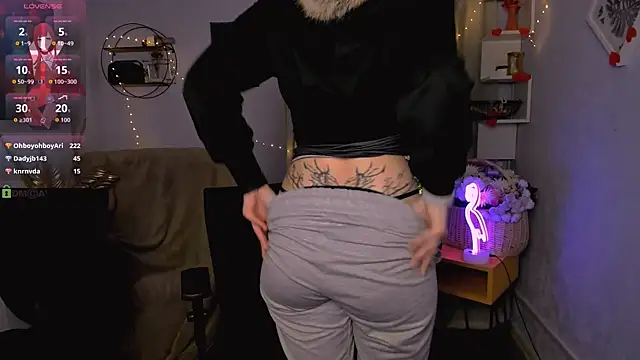 Snapshot of marta_smith chatting on 16, 3, 2026 marta smith online show from 16, 3, 2026