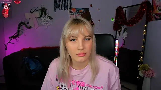 Snapshot of marta_smith chatting on 6, 1, 2026 marta smith online show from 6, 1, 2026