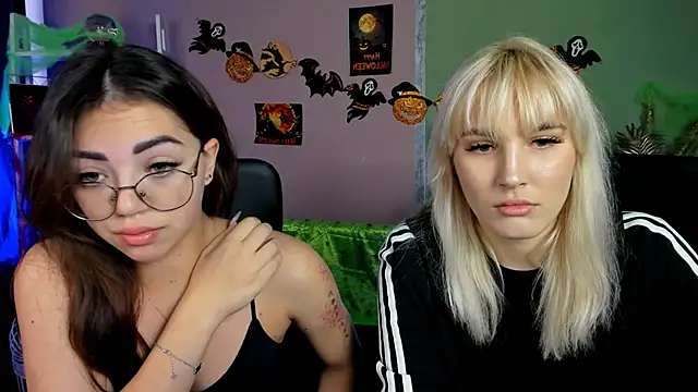 Snapshot of marta_smith chatting on 3, 11, 2025 marta smith online show from 3, 11, 2025