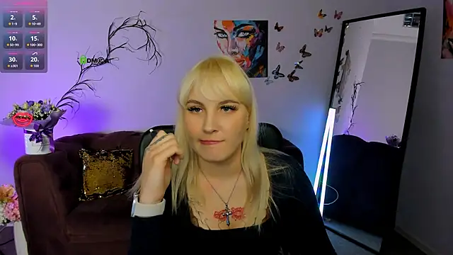 Snapshot of marta_smith chatting on 12, 1, 2026 marta smith online show from 12, 1, 2026