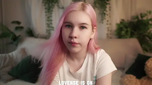 ElizSpieth online show from 2, 12, 2025