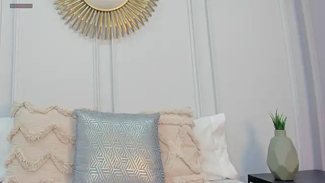 CharlotteBrownn  online show from 2, 6, 2026