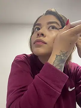 CharlotteBrownn  online show from 22, 2, 2026