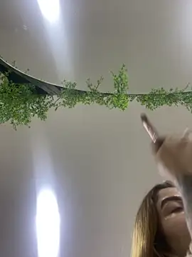 CharlotteBrownn  online show from 24, 10, 2025