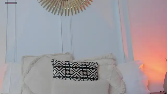 CharlotteBrownn  online show from 9, 7, 2026