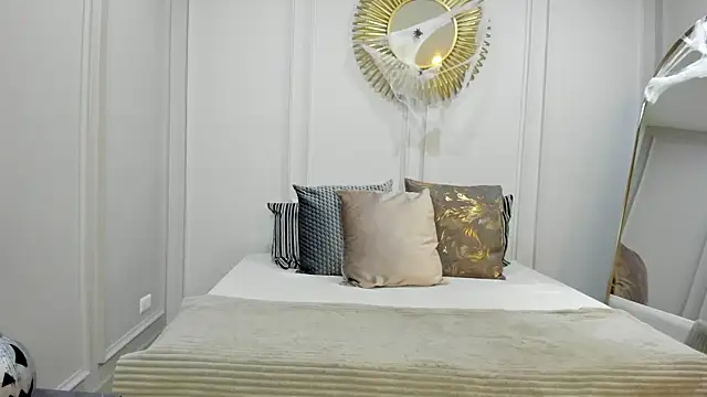 CharlotteBrownn  online show from 21, 10, 2025