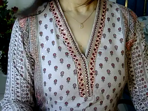 Snapshot of Rumi_cute chatting on 22, 4, 2026 Rumi cute online show from 22, 4, 2026