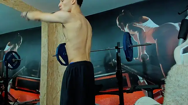 AlessandroKiing online show from 16, 4, 2026