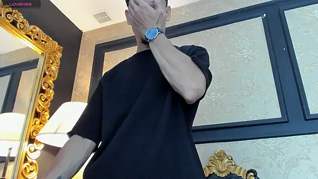 AlessandroKiing online show from 18, 4, 2026