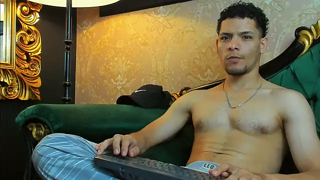 AlessandroKiing online show from 18, 7, 2026