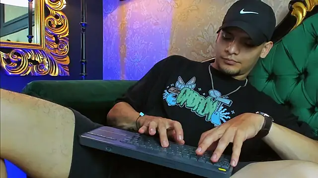 AlessandroKiing online show from 18, 7, 2026