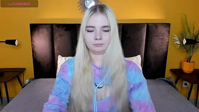 RuthBryant online show from 23, 11, 2025