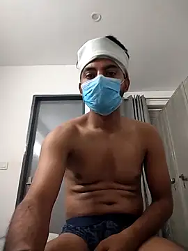 Snapshot of themasklover chatting on 9, 5, 2026 themasklover online show from 9, 5, 2026