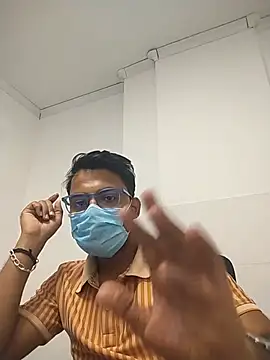 Snapshot of themasklover chatting on 26, 5, 2026 themasklover online show from 26, 5, 2026