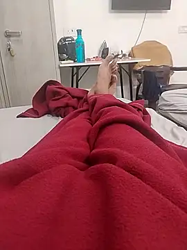 themasklover online show from 20, 4, 2026