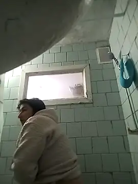 Snapshot of Funny_Karina chatting on 6, 10, 2025 Funny Karina online show from 6, 10, 2025