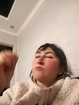 Snapshot of Funny_Karina chatting on 28, 10, 2025 Funny Karina online show from 28, 10, 2025