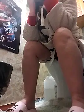 Snapshot of Funny_Karina chatting on 22, 10, 2025 Funny Karina online show from 22, 10, 2025