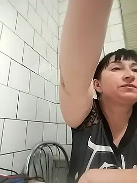 Snapshot of Funny_Karina chatting on 12, 11, 2025 Funny Karina online show from 12, 11, 2025