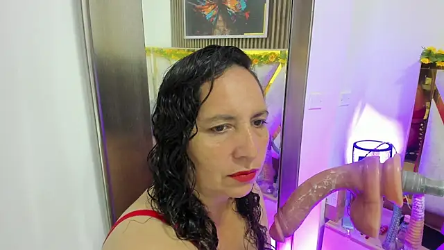Snapshot of Luna_Naughty1 chatting on 12, 6, 2026 Luna Naughty1 online show from 12, 6, 2026