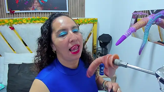 Luna Naughty1 online show from 26, 5, 2026
