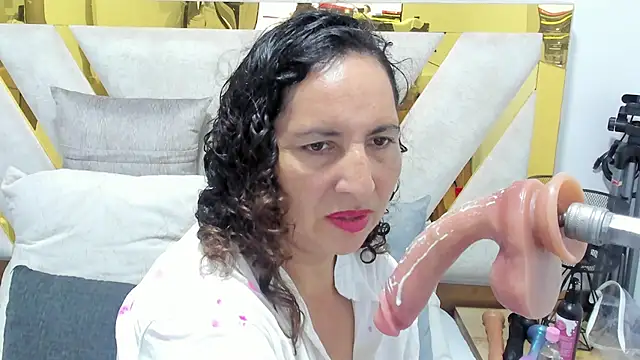 Snapshot of Luna_Naughty1 chatting on 24, 6, 2026 Luna Naughty1 online show from 24, 6, 2026