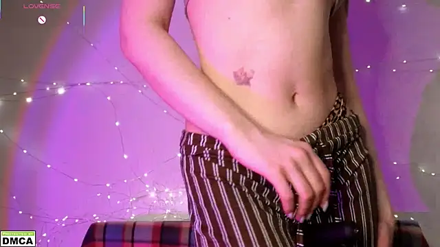 KattikissWiu online show from 8, 1, 2026