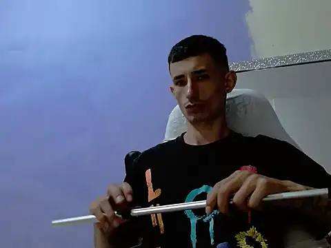 Damartinez27 online show from 17, 12, 2025