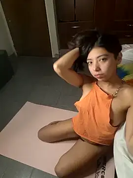 missapril0101 online show from 17, 4, 2026