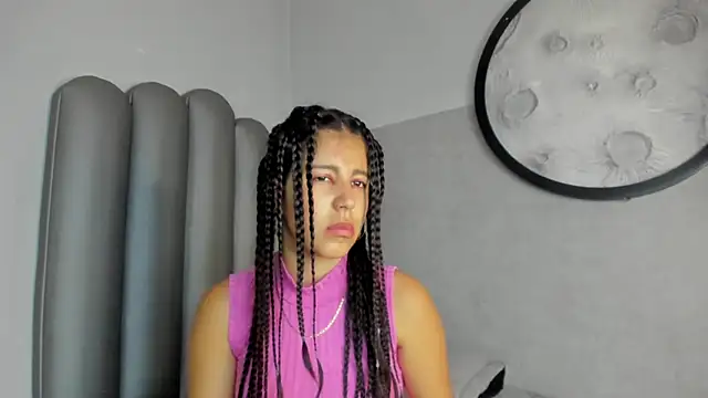 Snapshot of Lucy-23 chatting on 25, 4, 2026 Lucy-23 online show from 25, 4, 2026