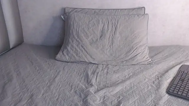 Lucy-23 online show from 11, 4, 2026