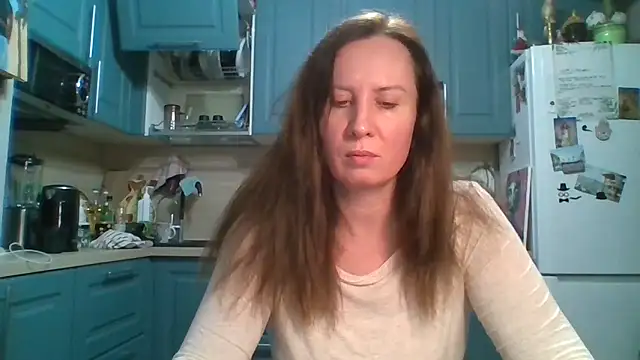 ALICAINWONDERLAND online show from 7, 4, 2026