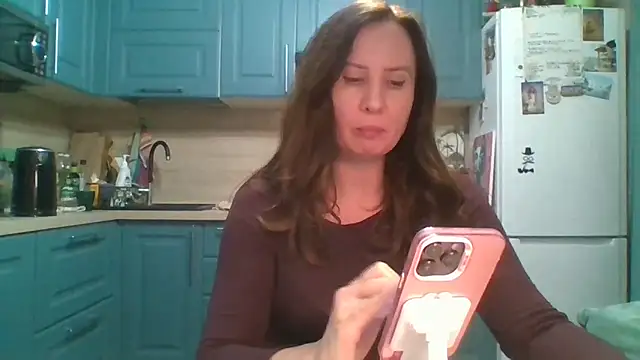 ALICAINWONDERLAND online show from 19, 4, 2026