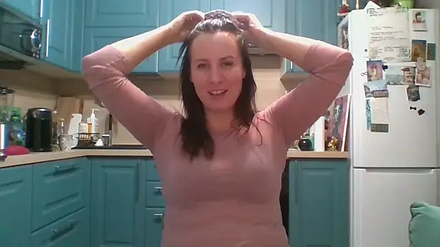 ALICAINWONDERLAND online show from 31, 1, 2026