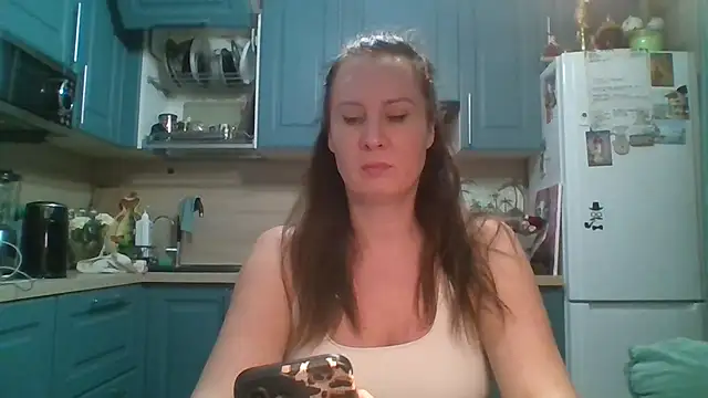 ALICAINWONDERLAND online show from 13, 4, 2026