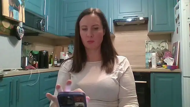 ALICAINWONDERLAND online show from 21, 11, 2025